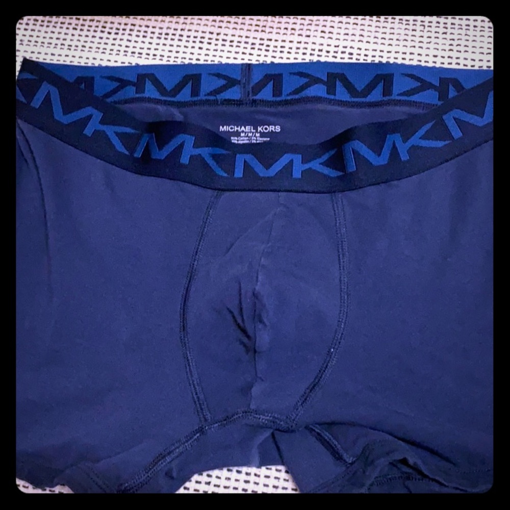 Michael Kors Navy Blue Trunk Med